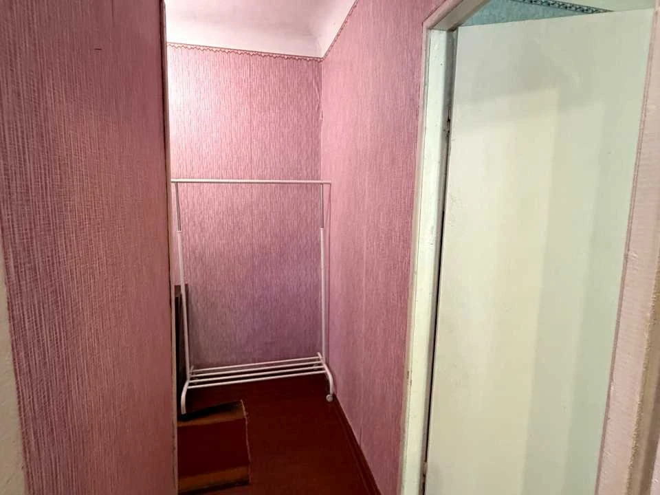 Частина будинку з гаражем. Ірпінь, Мінеральна вулиця