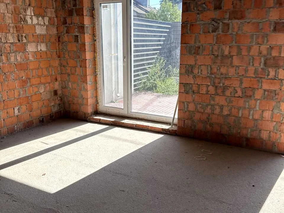 Будинок. Ірпінь, 9-та Лінія вул.