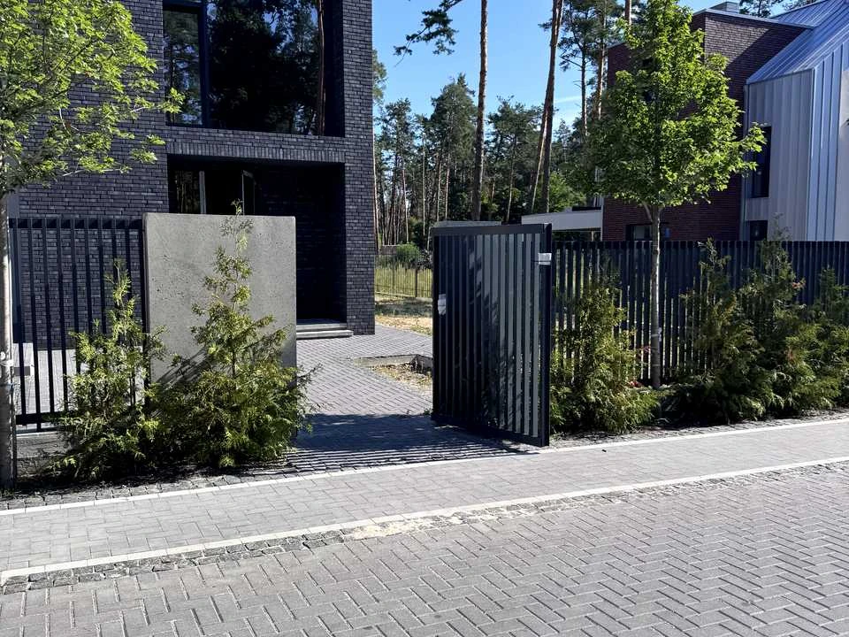 Будинок. Ірпінь, 9-та Лінія вул.