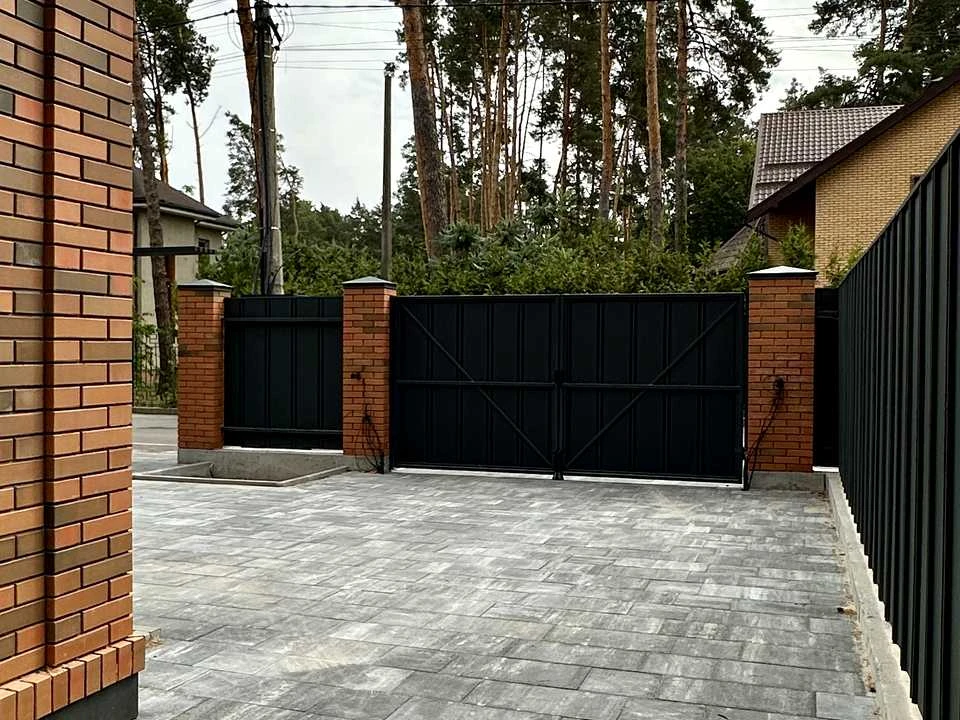 Будинок. Ірпінь, вулиця Шкарівських