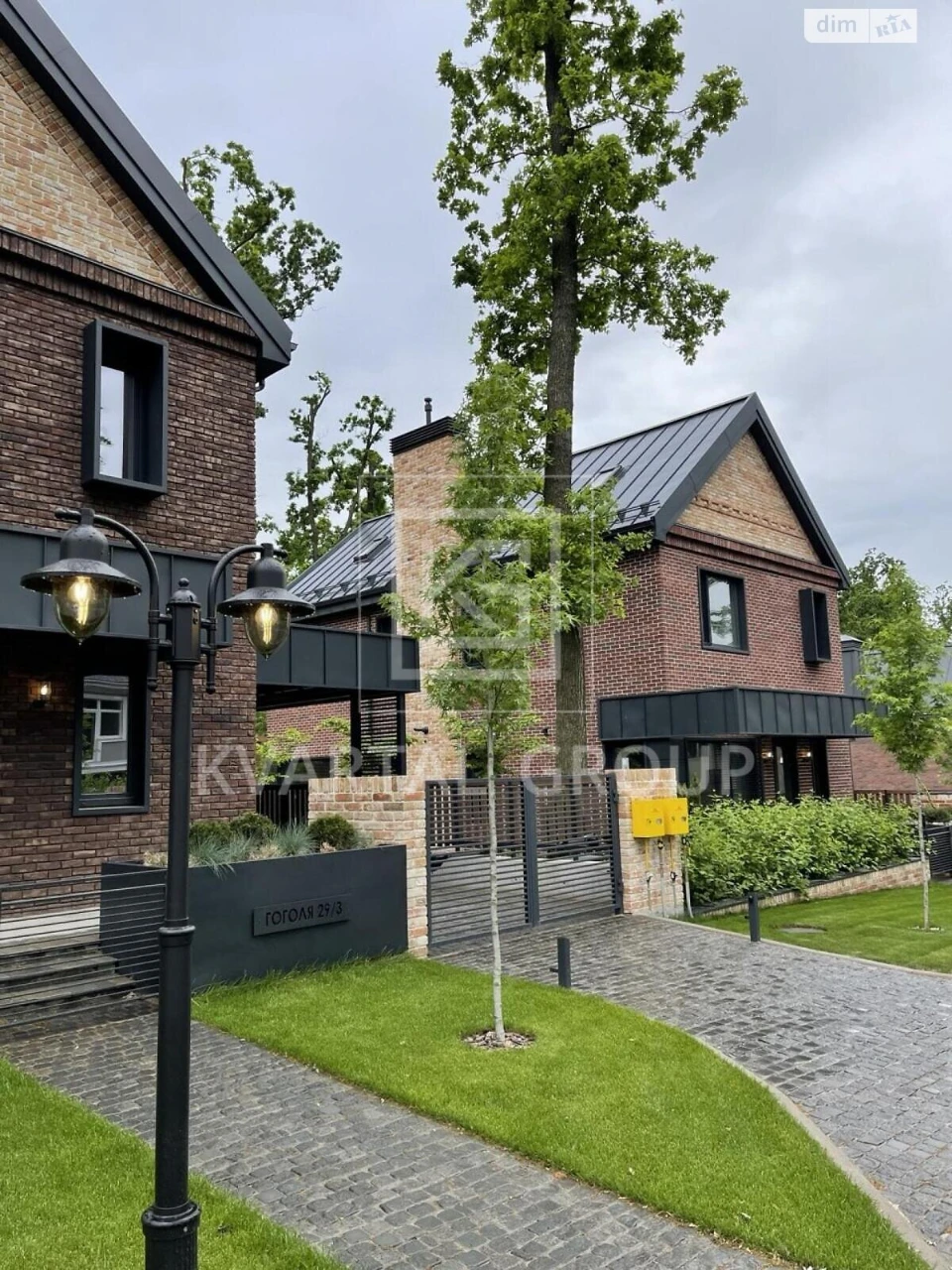 Продаж Дім