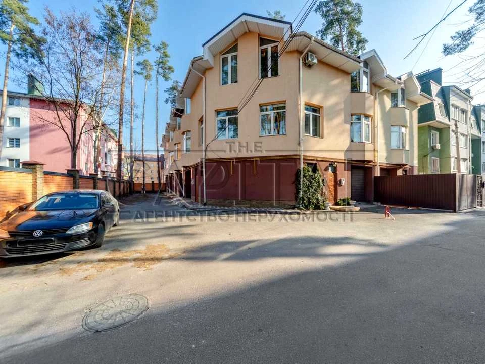 Будинок. Ірпінь, бучанський