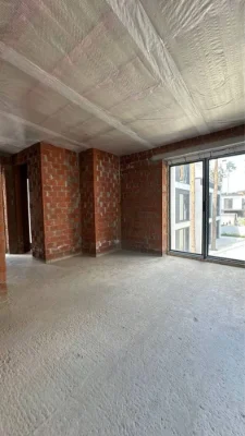 Сучасний будинок 108 м² з газом і центральними комунікаціями