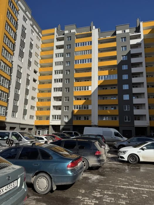 Продаж просторої  1кімнатної  квартири на Виставці