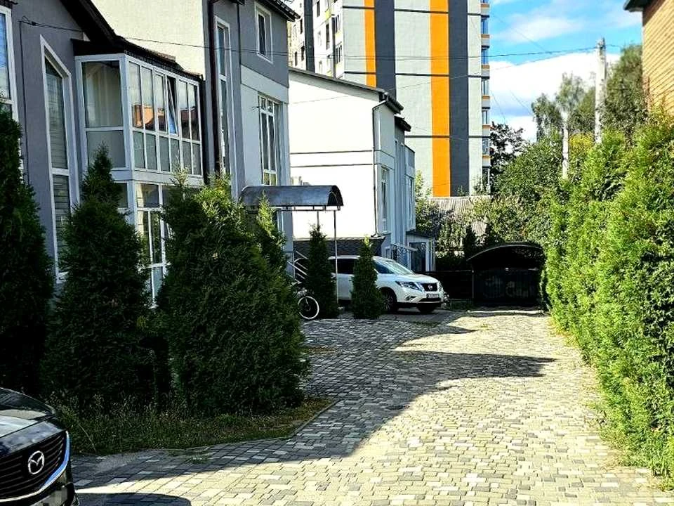 Будинок. Ірпінь, Мечникова вул.
