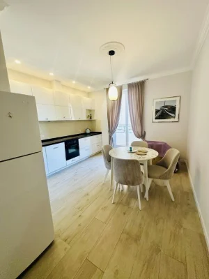Продам 1к. квартиру, Бельэтаж, Французский бульвар