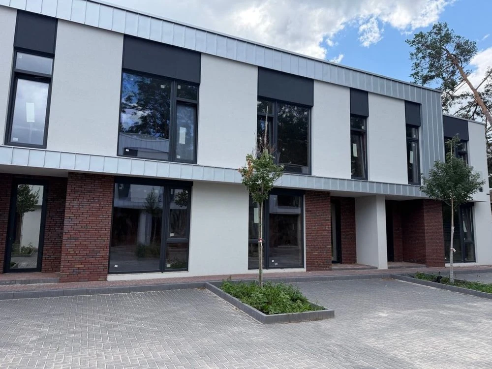 Продається таунхаус в коттеджному містечку Ірпеня, лісова частина