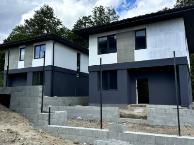 Дом. Ирпень, улица Незалежності
