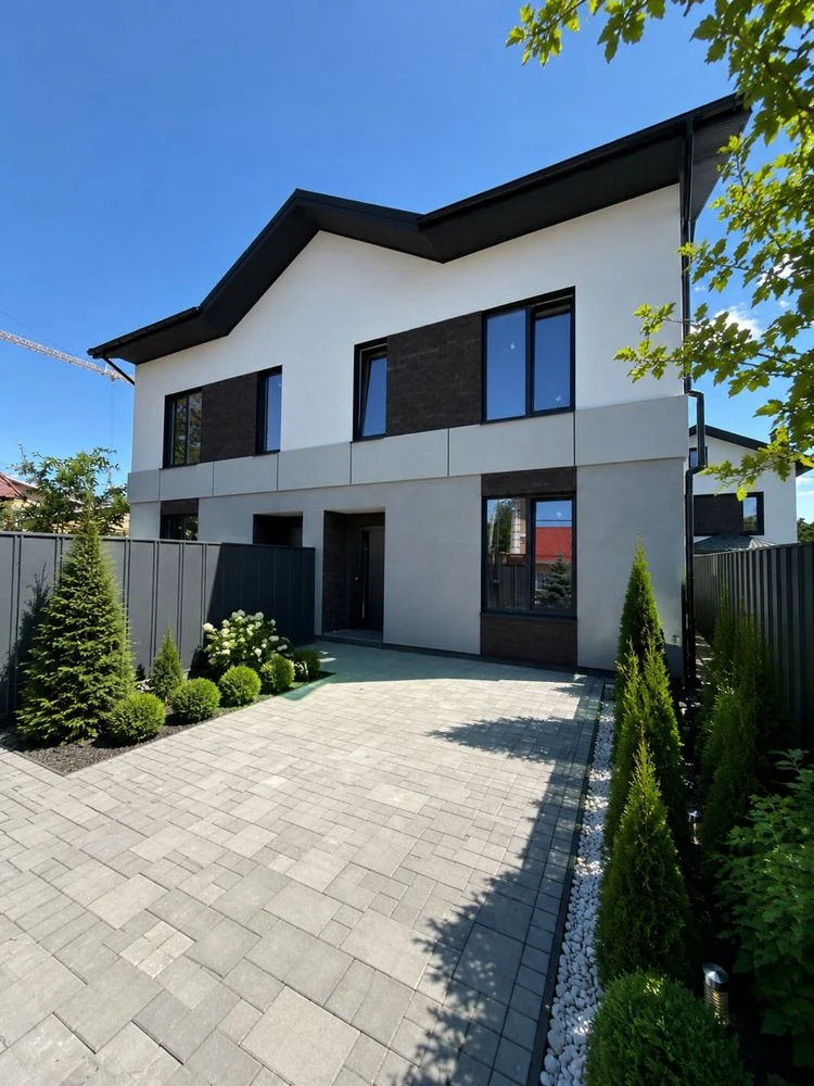 Продам газифікований дуплекс біля парку «Незнайко»! Централь
