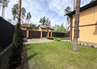 Продаж сучасного дуплексу в Ірпені, тихий і зелений район!