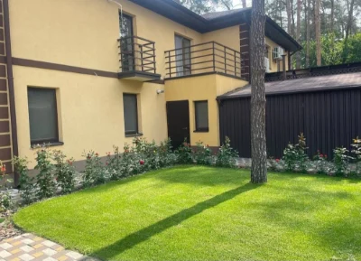 Продаж сучасного дуплексу в Ірпені, тихий і зелений район!