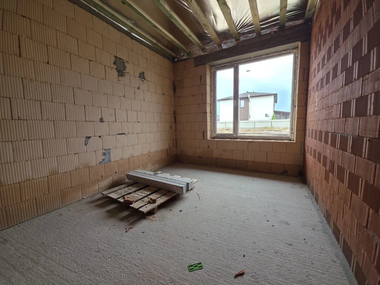 Продаж таунхаусів 80 м² на ділянці 1,5 сотки в Ірпні! Газ!