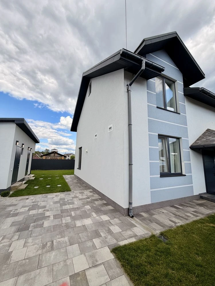 Independent house with high-quality new renovation, basement, inverter