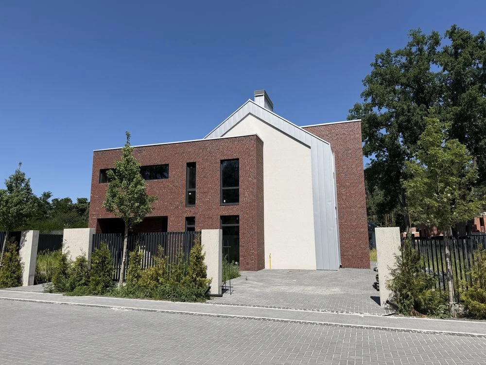 Продаж Ірпінь будинок 190м2 ділянка 10 соток !бомбосховище!