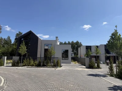 Продаж Ірпінь будинок 190м2 ділянка 10 соток !бомбосховище!