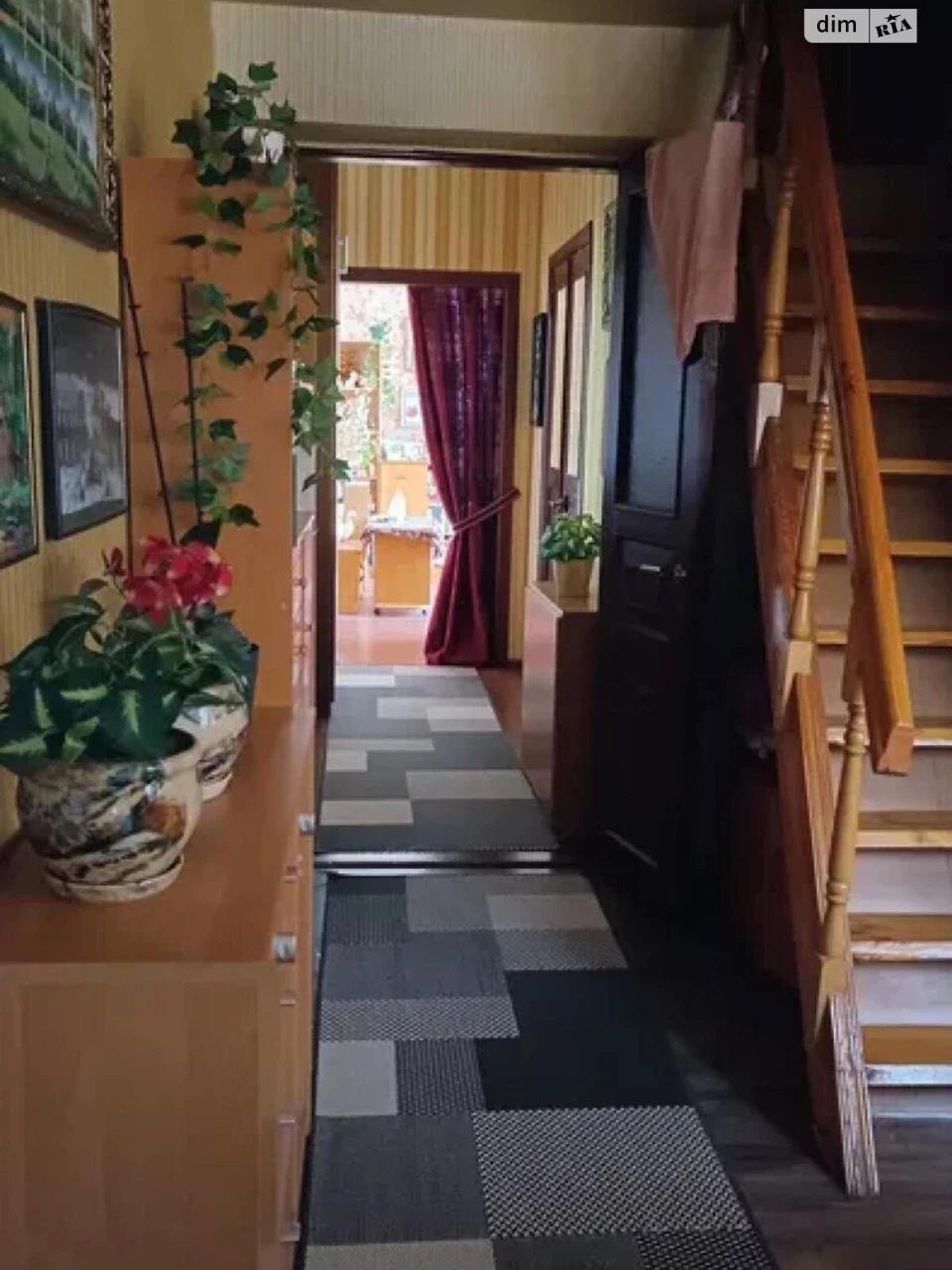 Продаж Дім
