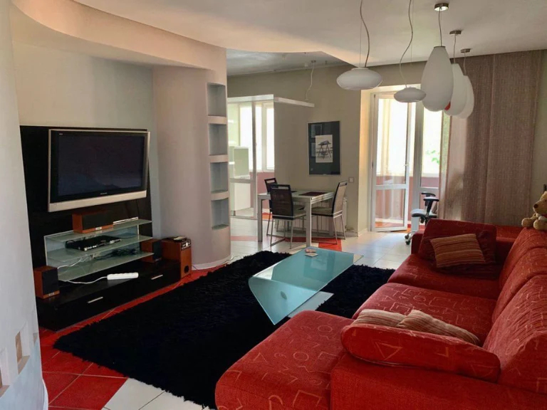 For sale! 2-room apartment on Nauki Ave.