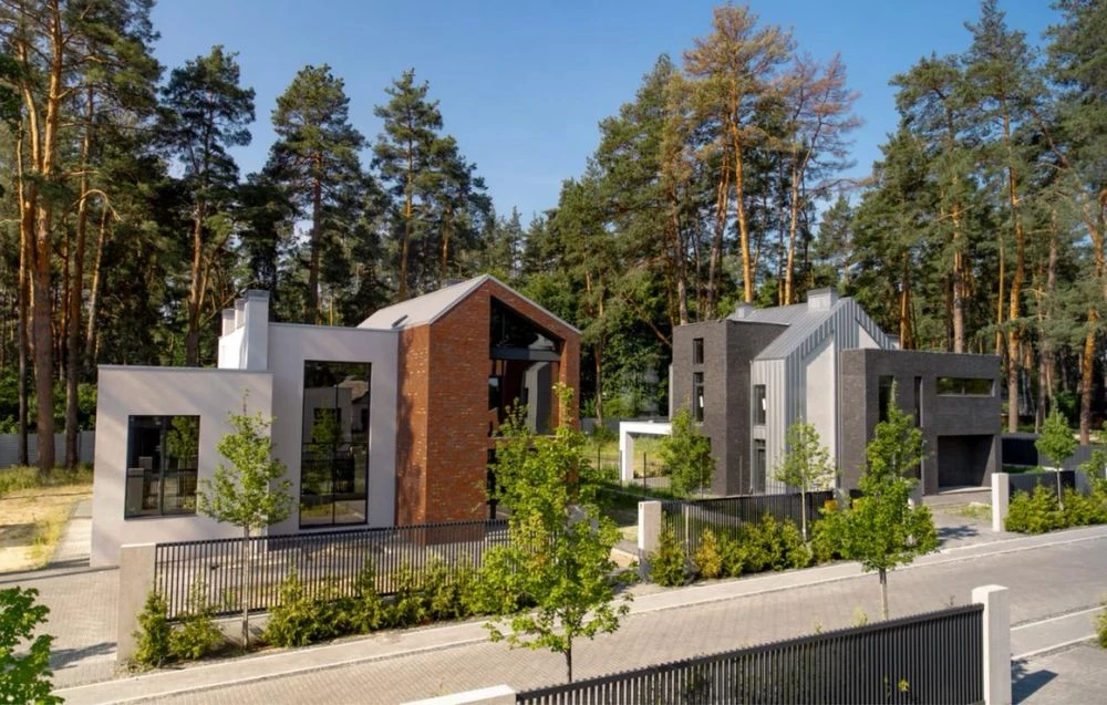 Преміальний будинок в КМ «At HOME» в Ірпені! Серед сосен