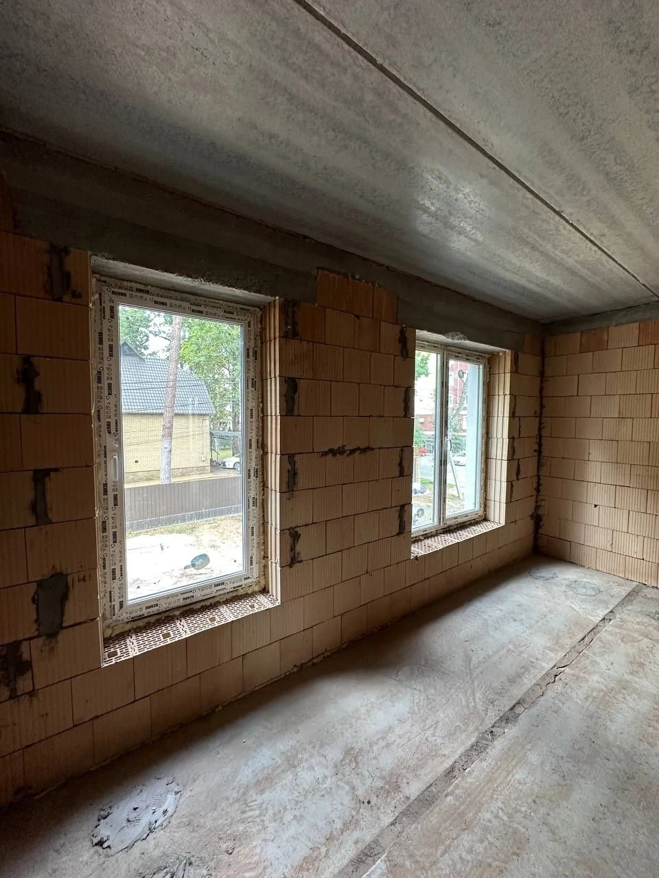 For Sale Townhouse Kutovyi Park Nezhnayka