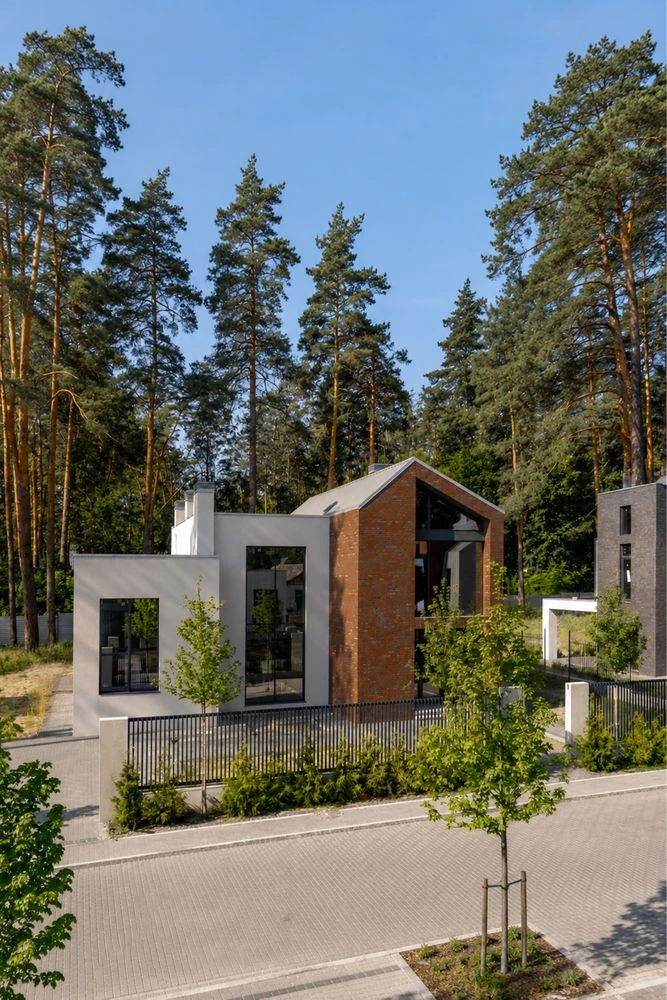 Неймовірно красивий будинок в Ірпені!  Закрите КМ! Укриття