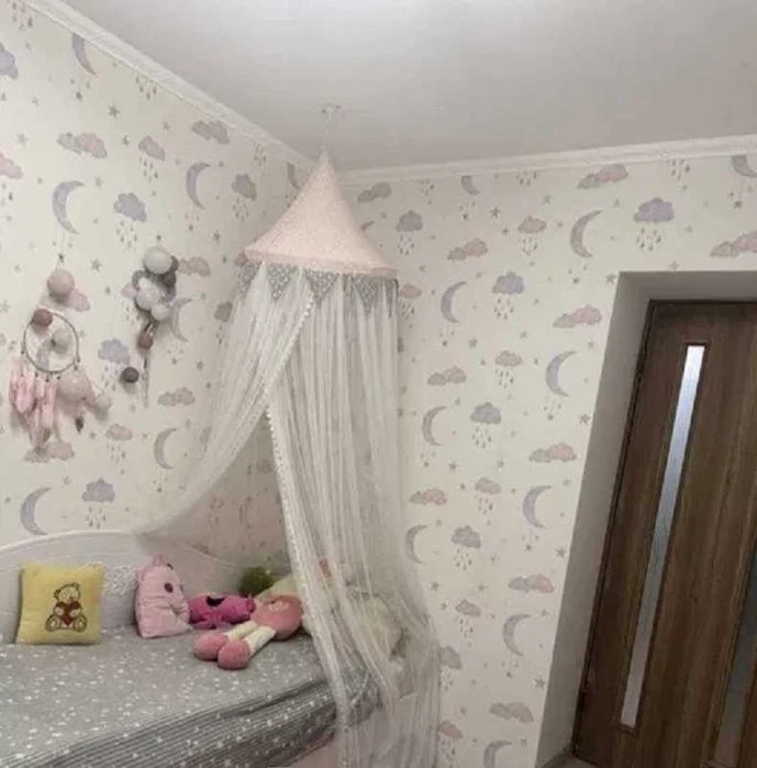 (13) I will sell a solid house in Odessa