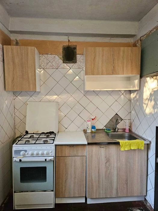 I will sell 2-room apartment, Khortytsky district, ul. Zaprozhskogo kazachest