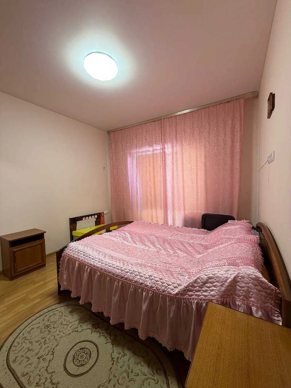 Продаж таунхауса 110м2 з ремонтом в Ірпені, 1 сотка, Стоянка