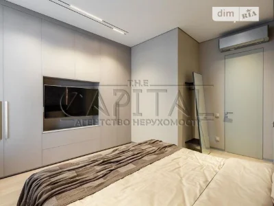 Sale of 4-room apartment 130 sq. m. on Andriy Verkhoglyada St. 19A •