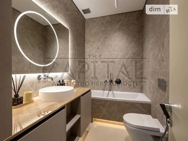Sale of 4-room apartment 130 sq. m. on Andriy Verkhoglyada St. 19A •