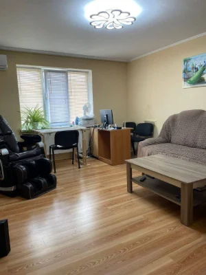 For Sale: House in Irpin for 2 Families. Great investment option.