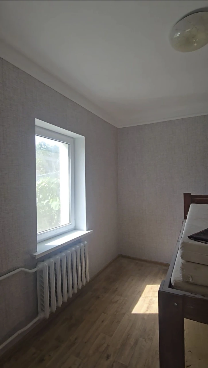For Sale: House in Irpin for 2 Families. Great investment option.