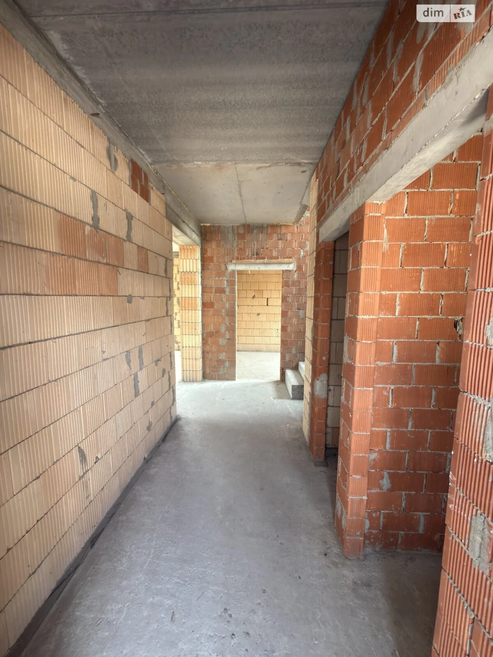 Продаж Дім