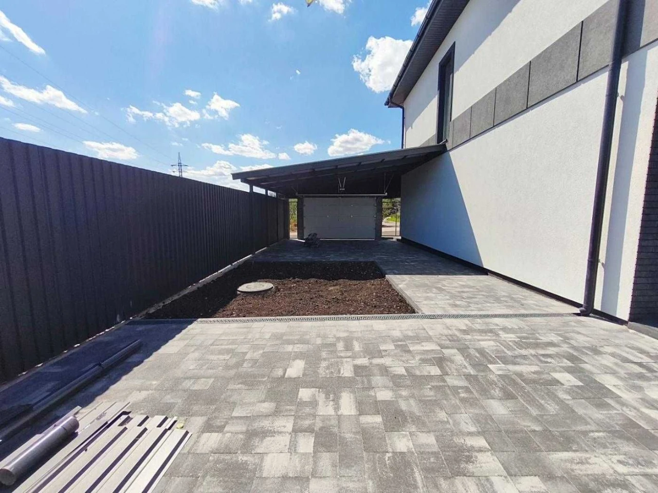 House 4 rooms | Gas | Central communications | 3.5 acres