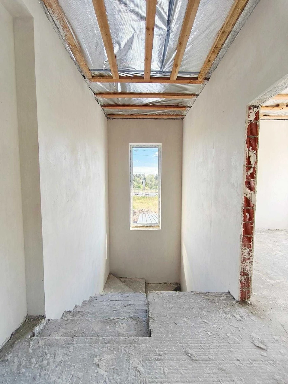 House 4 rooms | Gas | Central communications | 3.5 acres