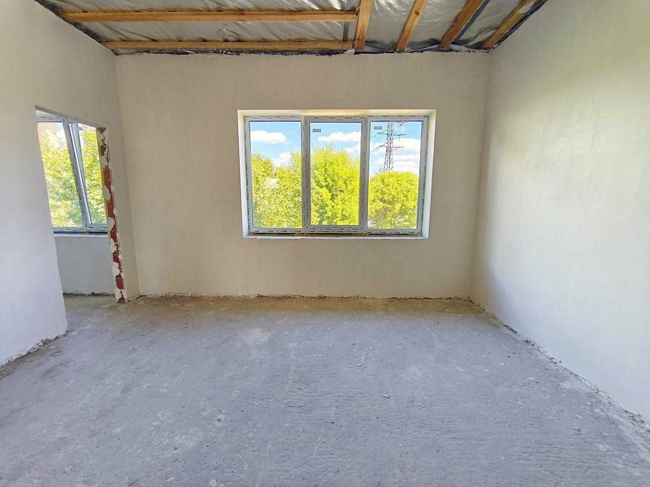 House 4 rooms | Gas | Central communications | 3.5 acres