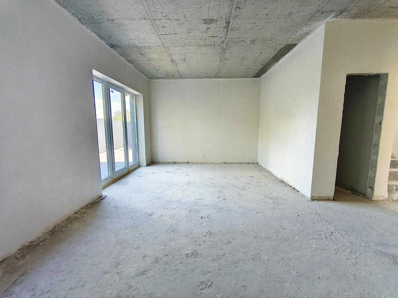 House 4 rooms | Gas | Central communications | 3.5 acres