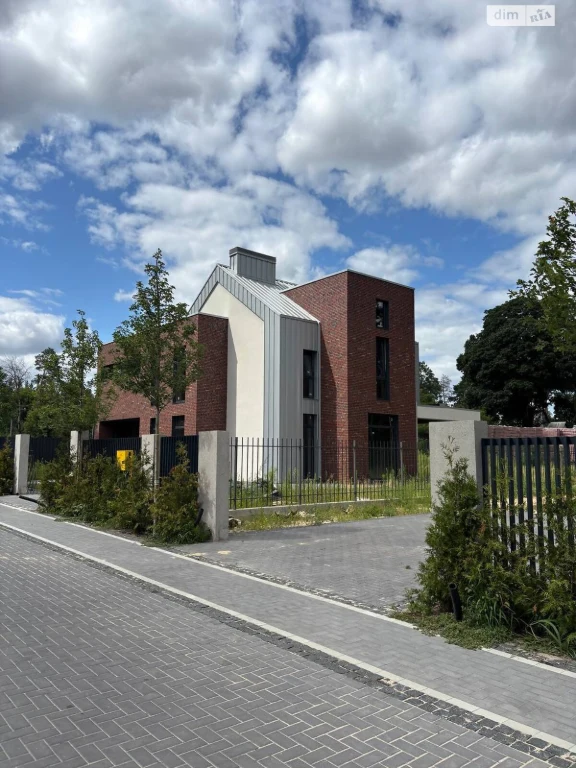 Продаж Дім