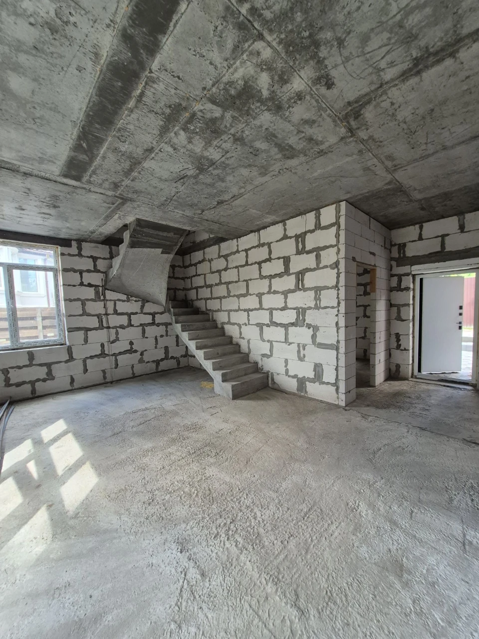 Дуплекс 95м² | Газифікований | 4 кімнати | парк Незнайка