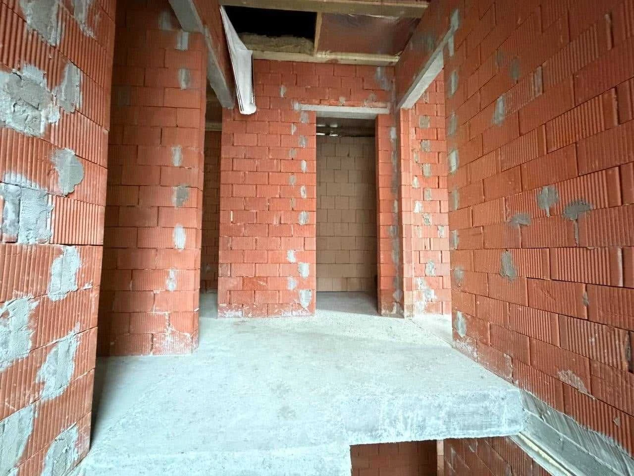 Кутовий таунхаус у лісовій частині Ірпеня, 91 м2, Газ, Центр