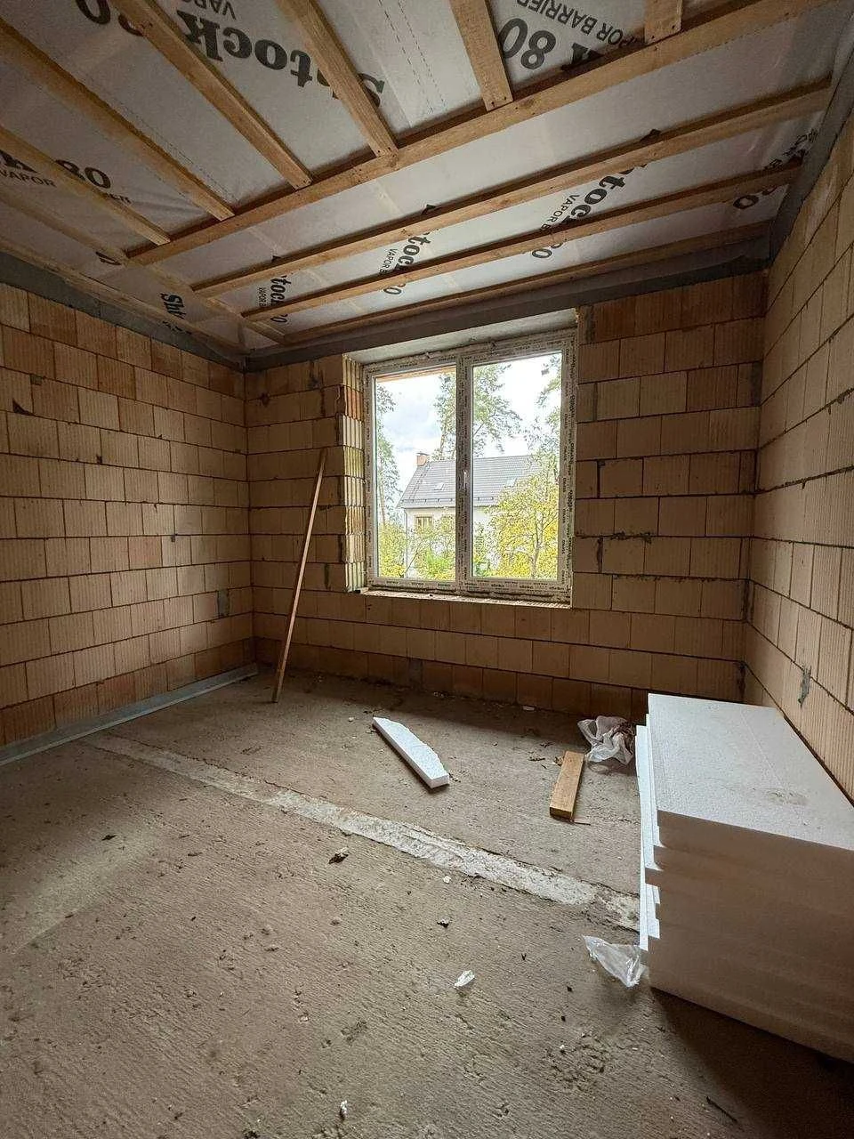 Якісний будинок в центрі м. Ірпінь | 140 м² | 6 соток | 4 кі