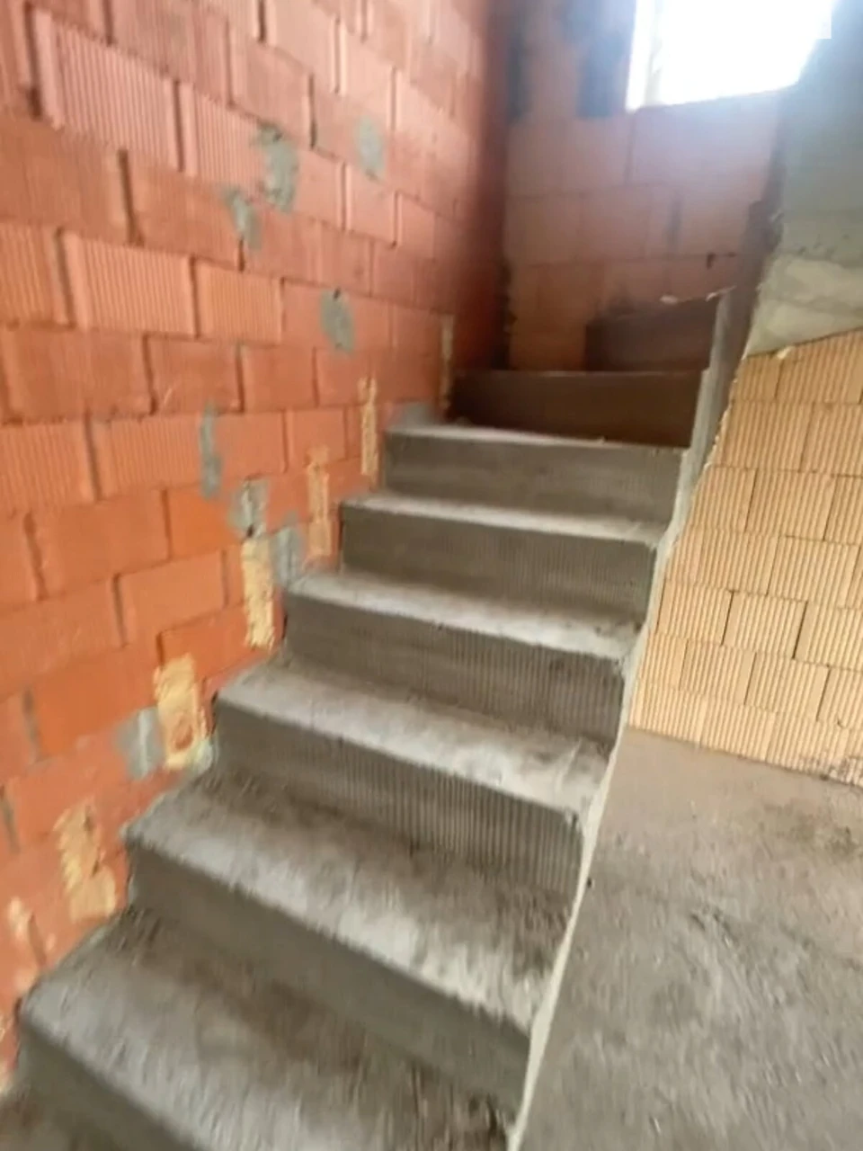 Продаж Дім