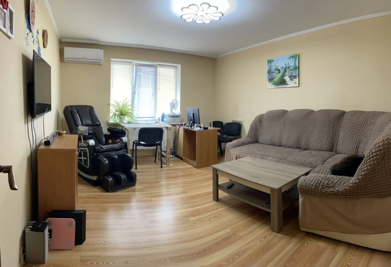 Готовий будинок для великої родини, мансарда, 2 окремі виход
