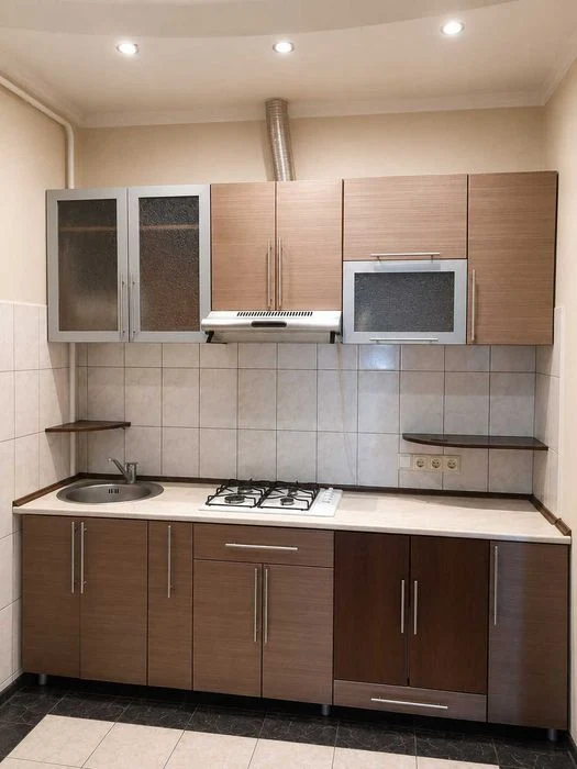 Продаж частини будинку Центр Окремий двір ЦУМ - 3 хв пішки №