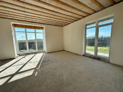 Новий будинок 92 м² | 4,5 сотки | Готовий до внутрішніх робі