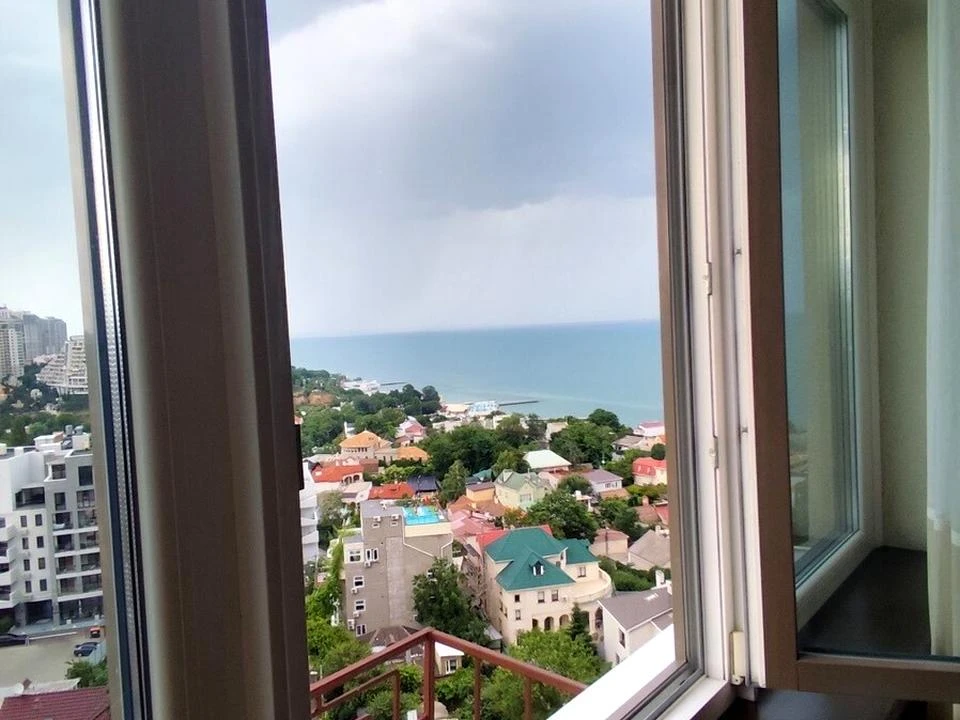 Apartment. Odesa, Valeria Samofalova St. (Kamanina), 16a/