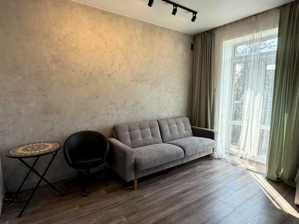 House. Irpin, Ozerna Street