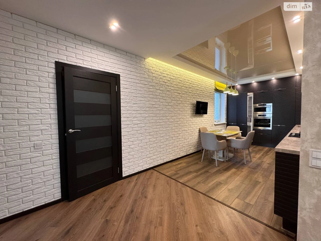 Sale Apartment Oleksiiivka