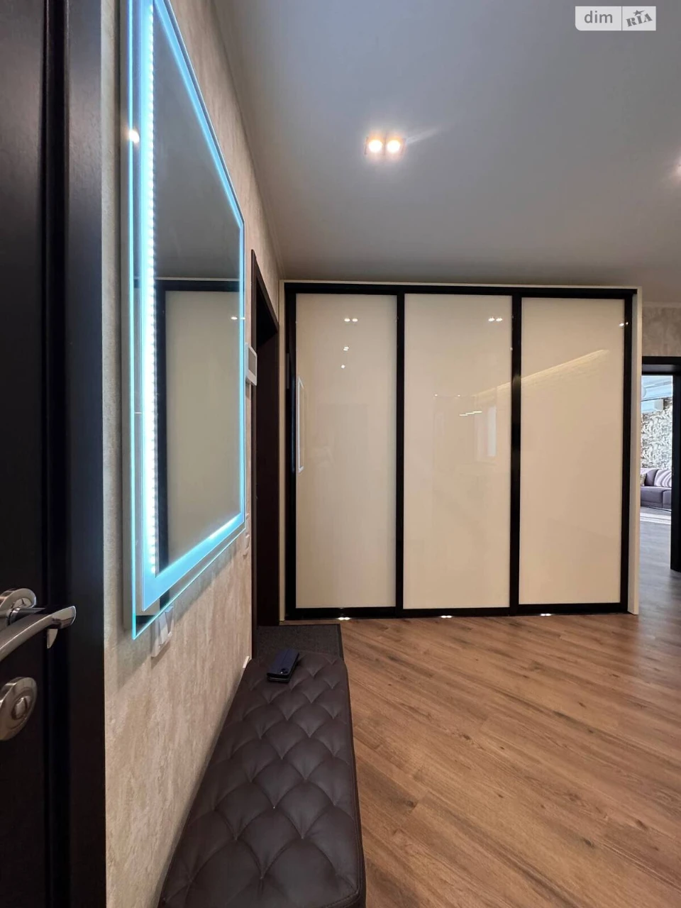 Sale Apartment Oleksiiivka