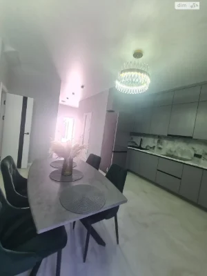 Продаж Таунхаус