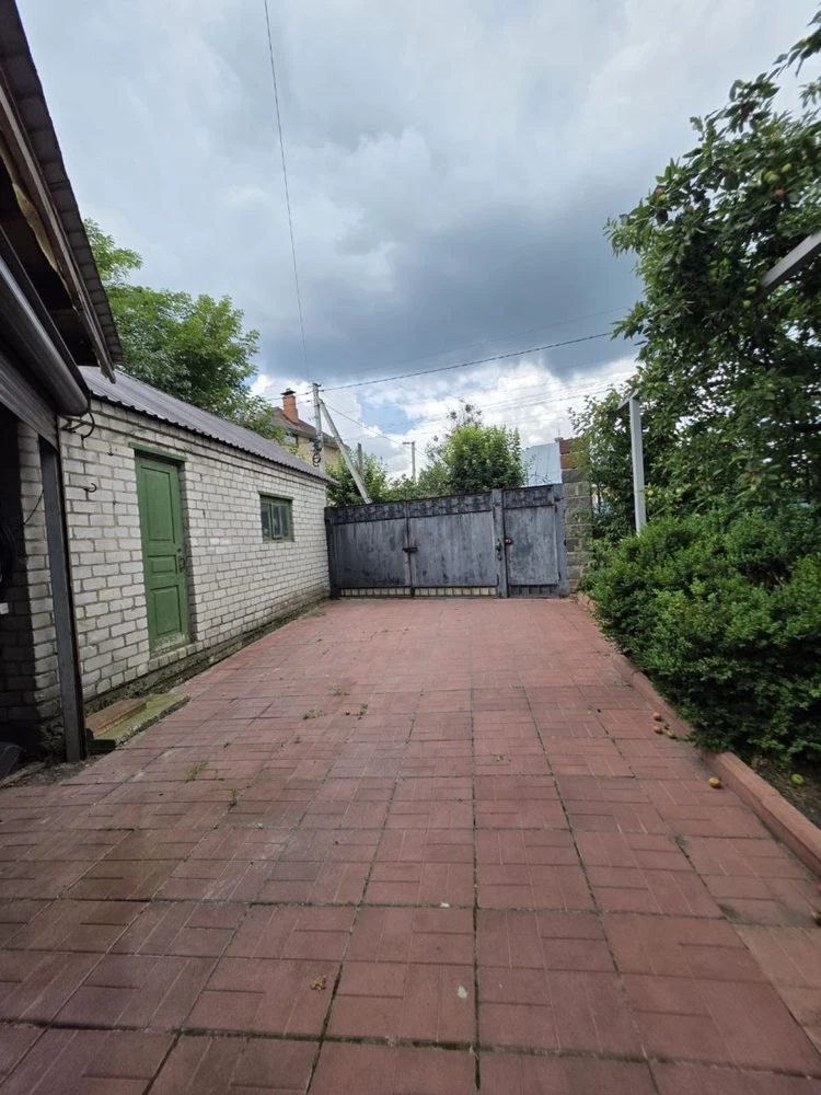 Будинок з ремонтом + гостьовий будинок  Гараж  8,6 сотки Ірп